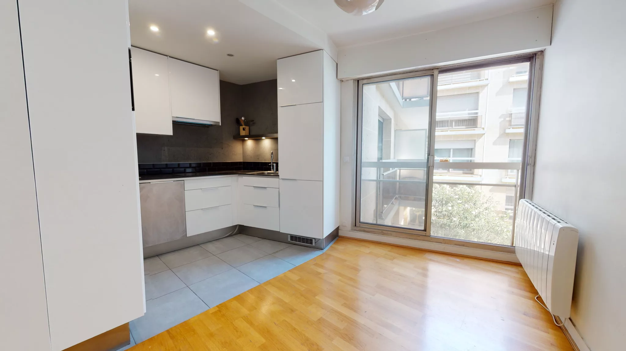 1215-9c15daf5 Appartement T2 de 49m2 + Cave à Paris