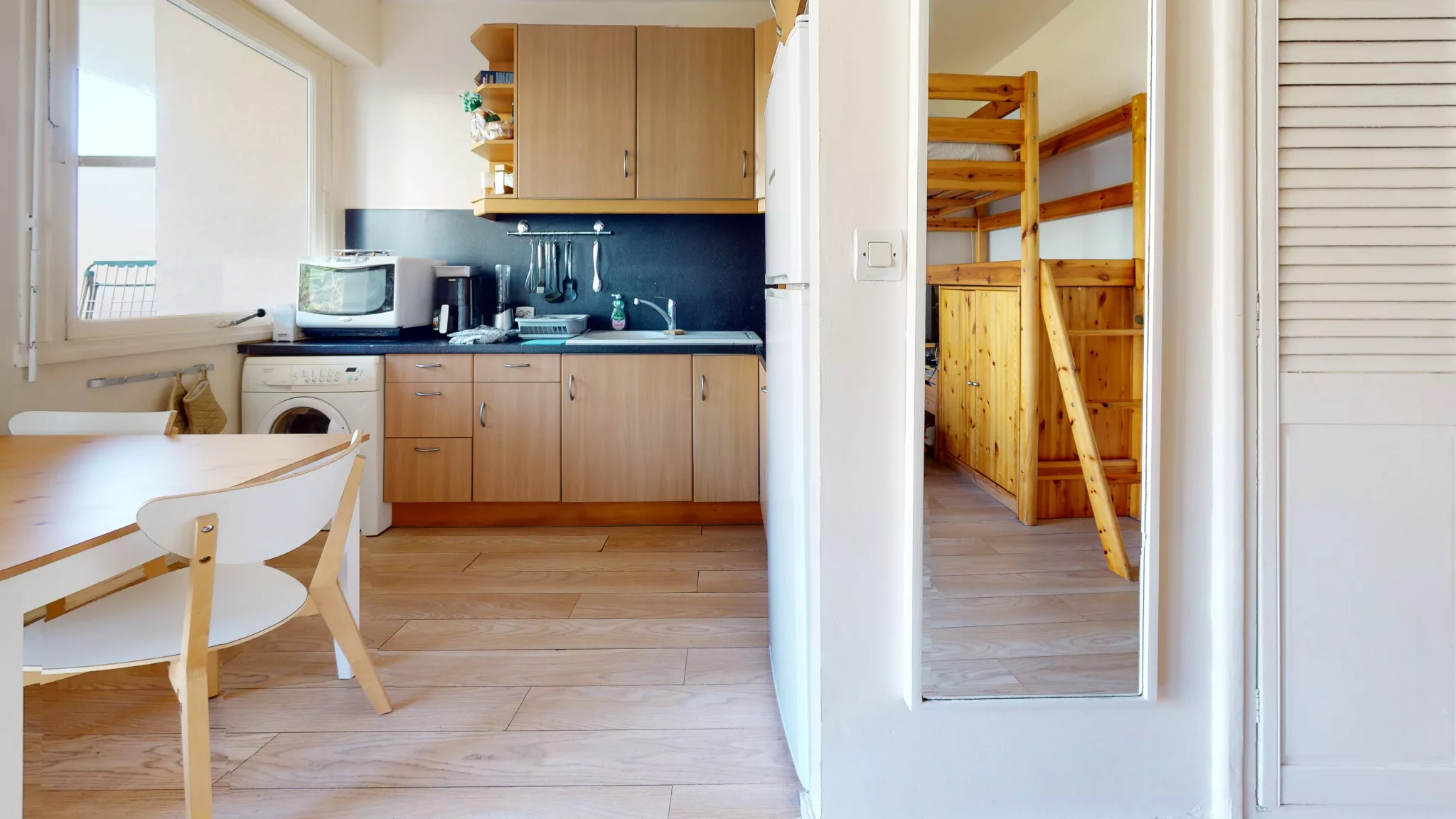 1296-1c95d85f Studio de 26m2 + Cave + Terrasse à Boulogne-Billancourt