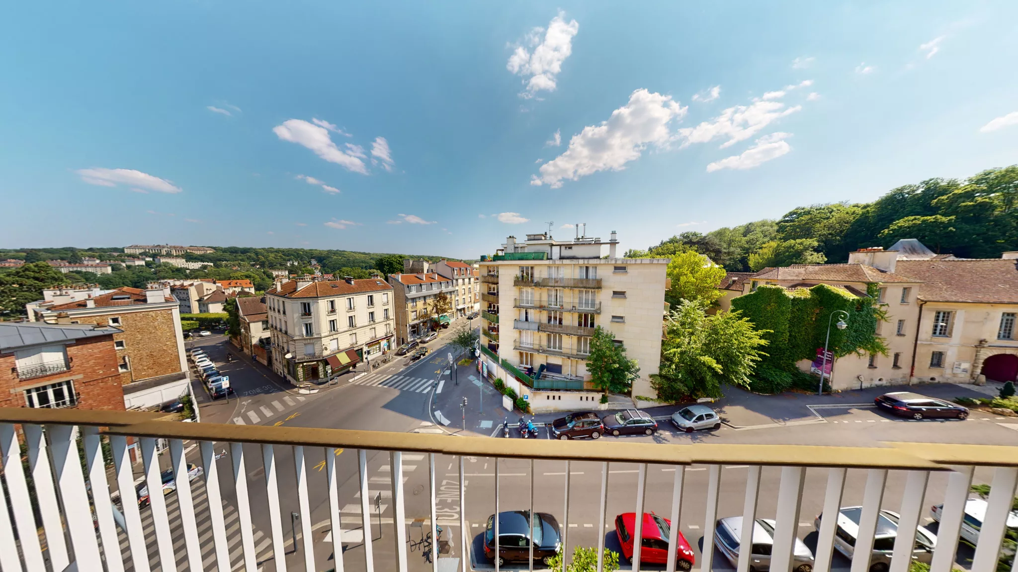 1324-96bf5796 Studio de 30m2 + Cave + Balcon à Meudon