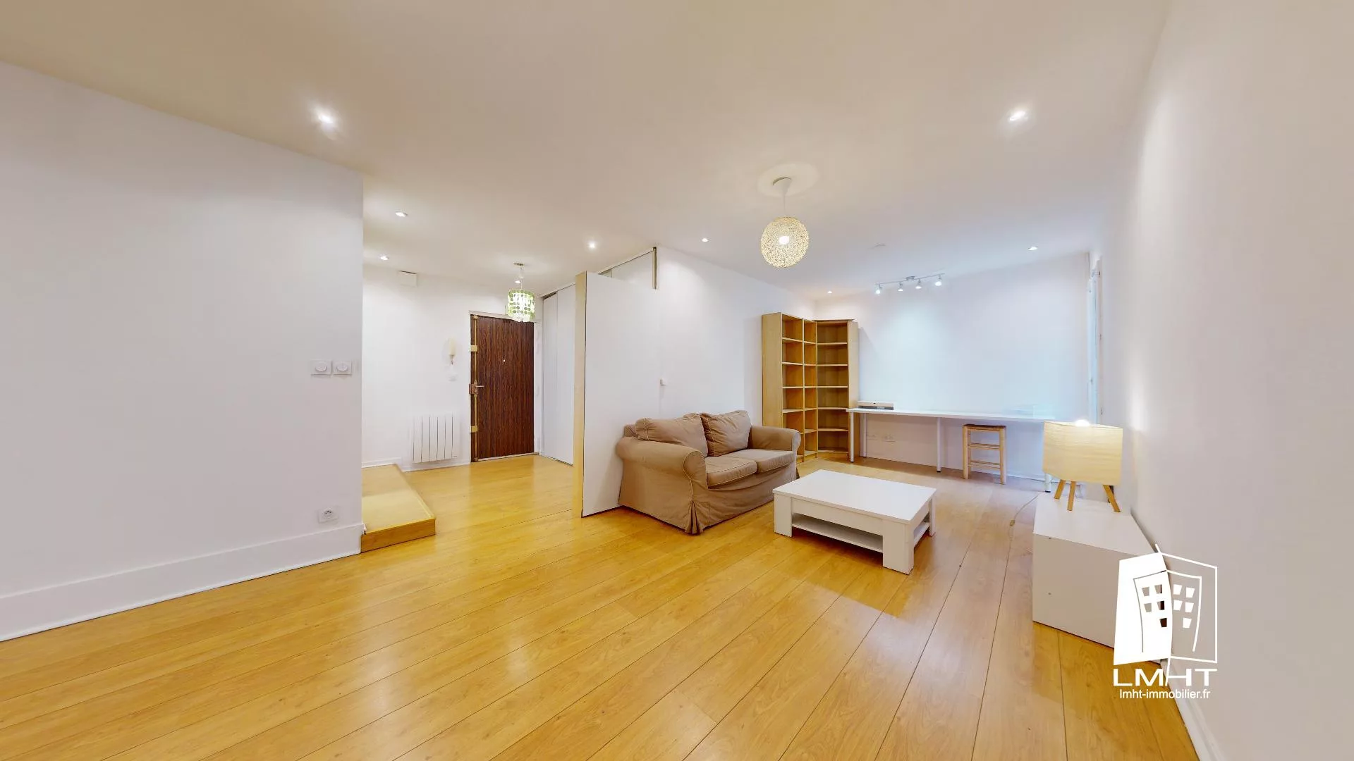 fr92-206-e8750e93 Appartement T4 de 82m2 + Parking + Cave + Terrasse à Sèvres