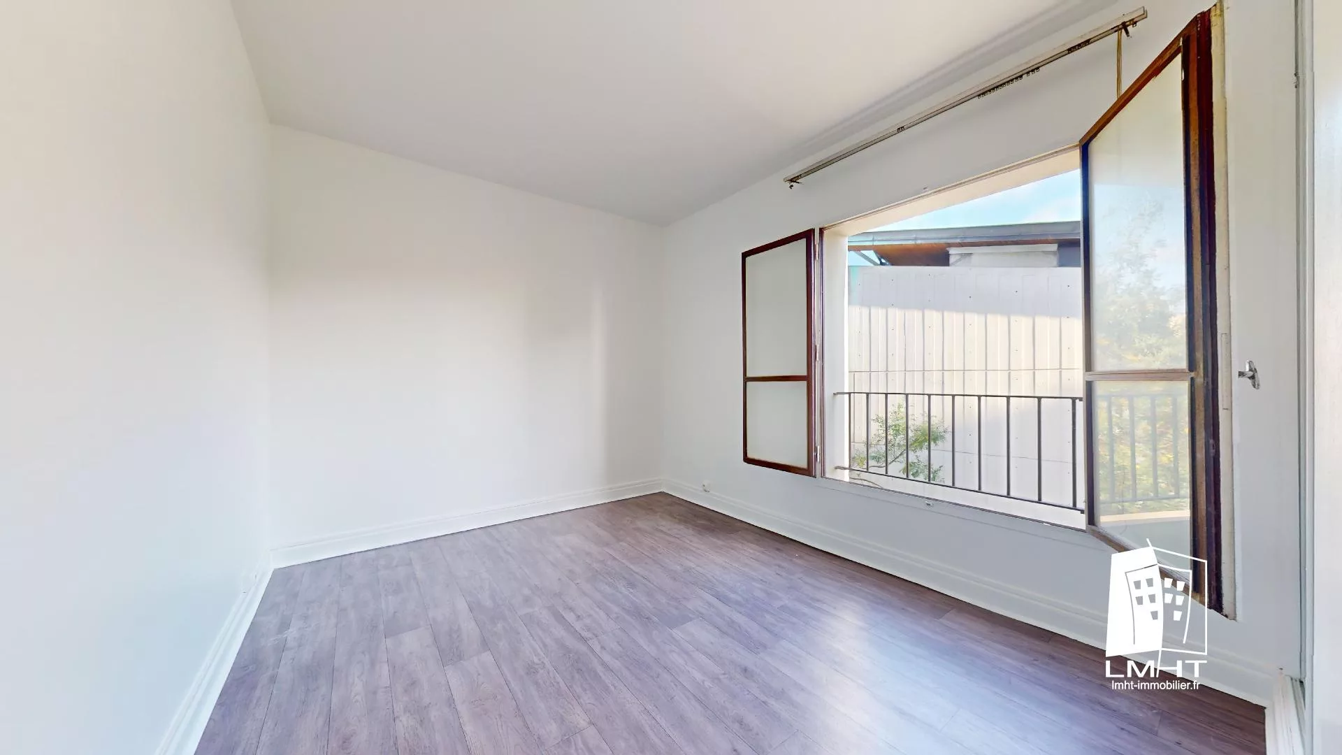 fr92-215-f95e15d7 Appartement T2 de 46m2 + Parking + Cave à Boulogne-Billancourt