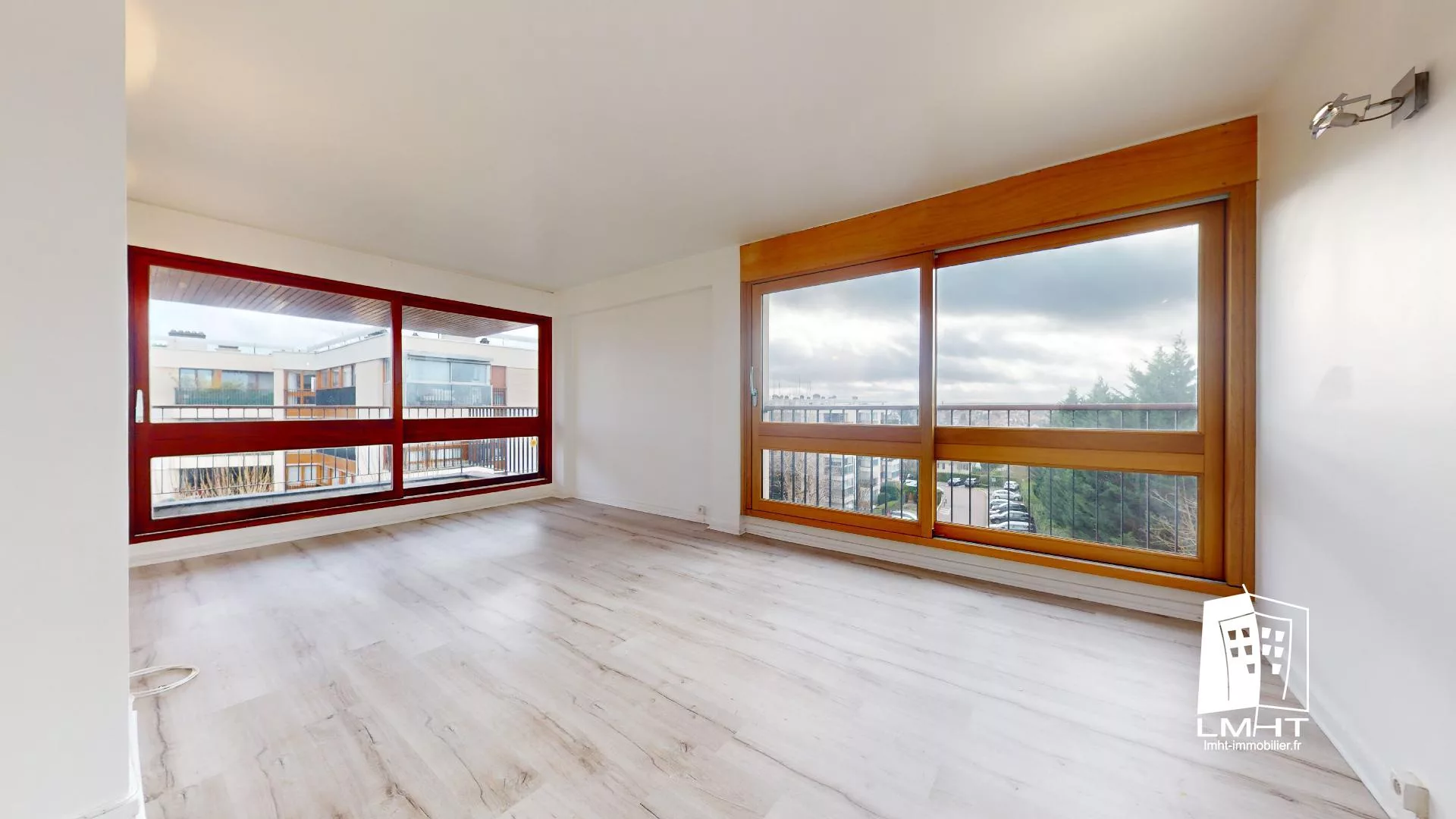 fr78-226-618f5ec3 Appartement T2 de 58m2 + Parking + Cave + Balcon à Le Chesnay