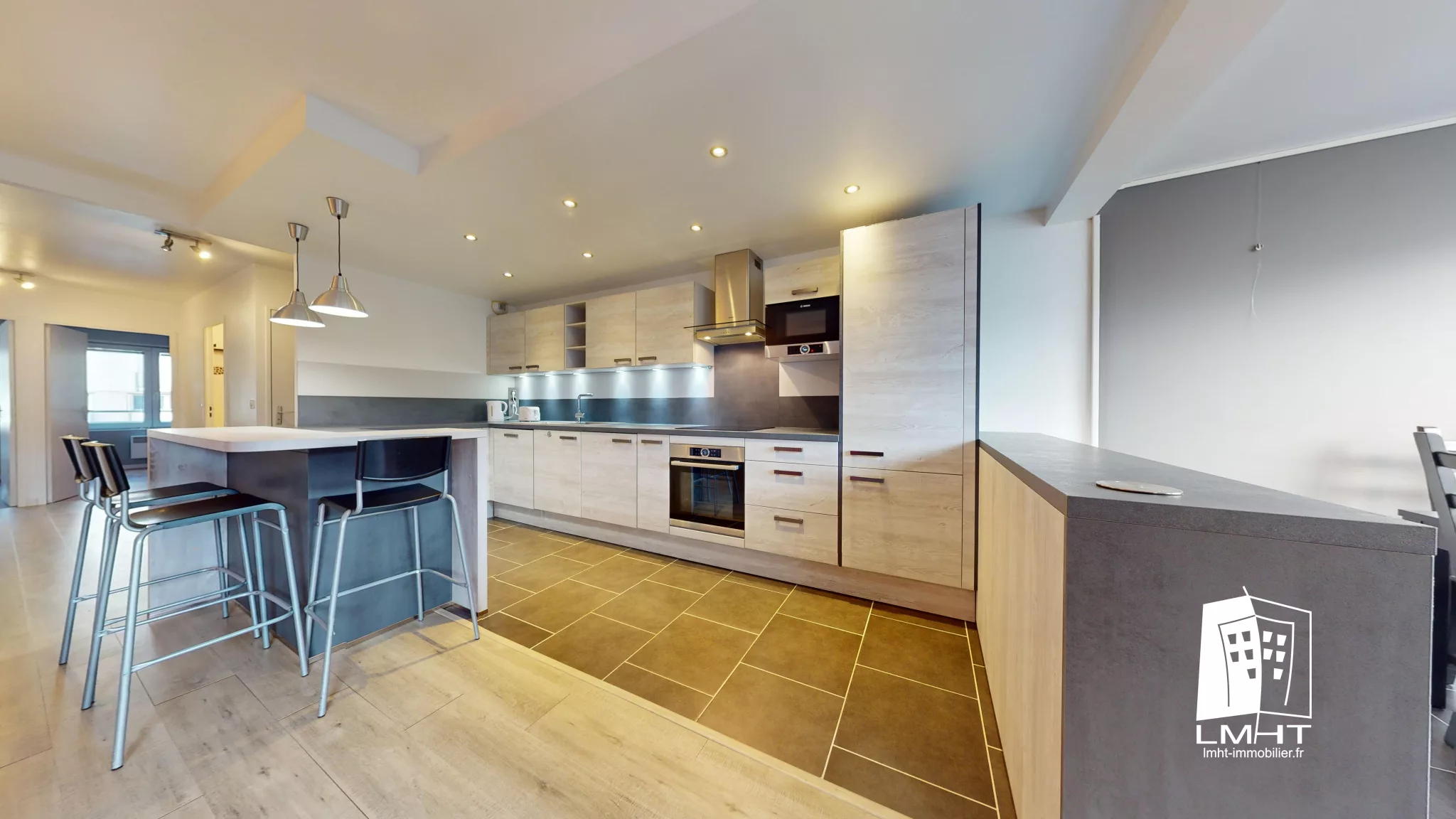 fr92-225-788ae578 Appartement T3 de 72m2 + Parking à Sèvres