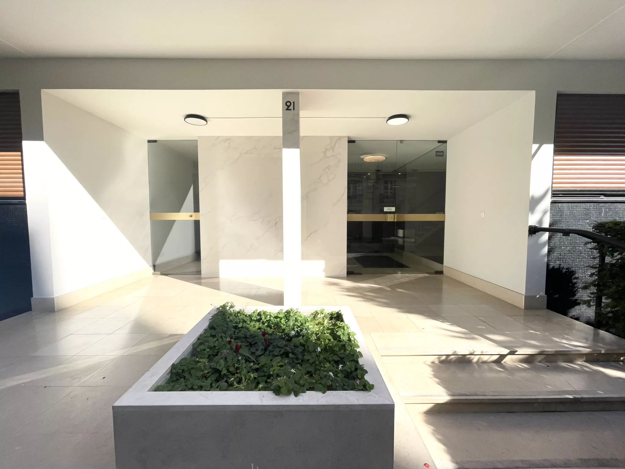 1350-679bd4b9 Appartement T2 de 38m2 à Paris