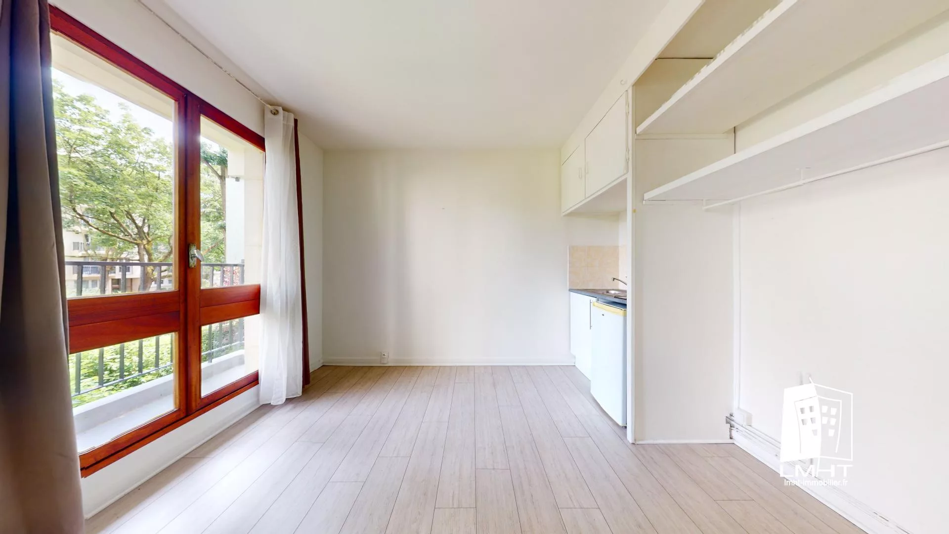 fr78-235-313feff2 Studio de 28m2 à Le Chesnay