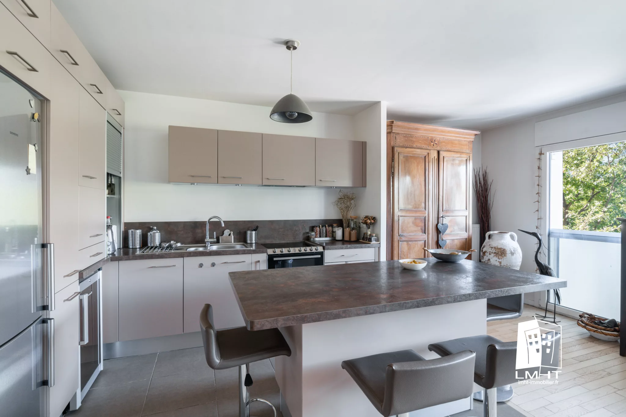 fr92-243-0a0c93bb Appartement T4 de 95m2 + Parking à Boulogne-Billancourt