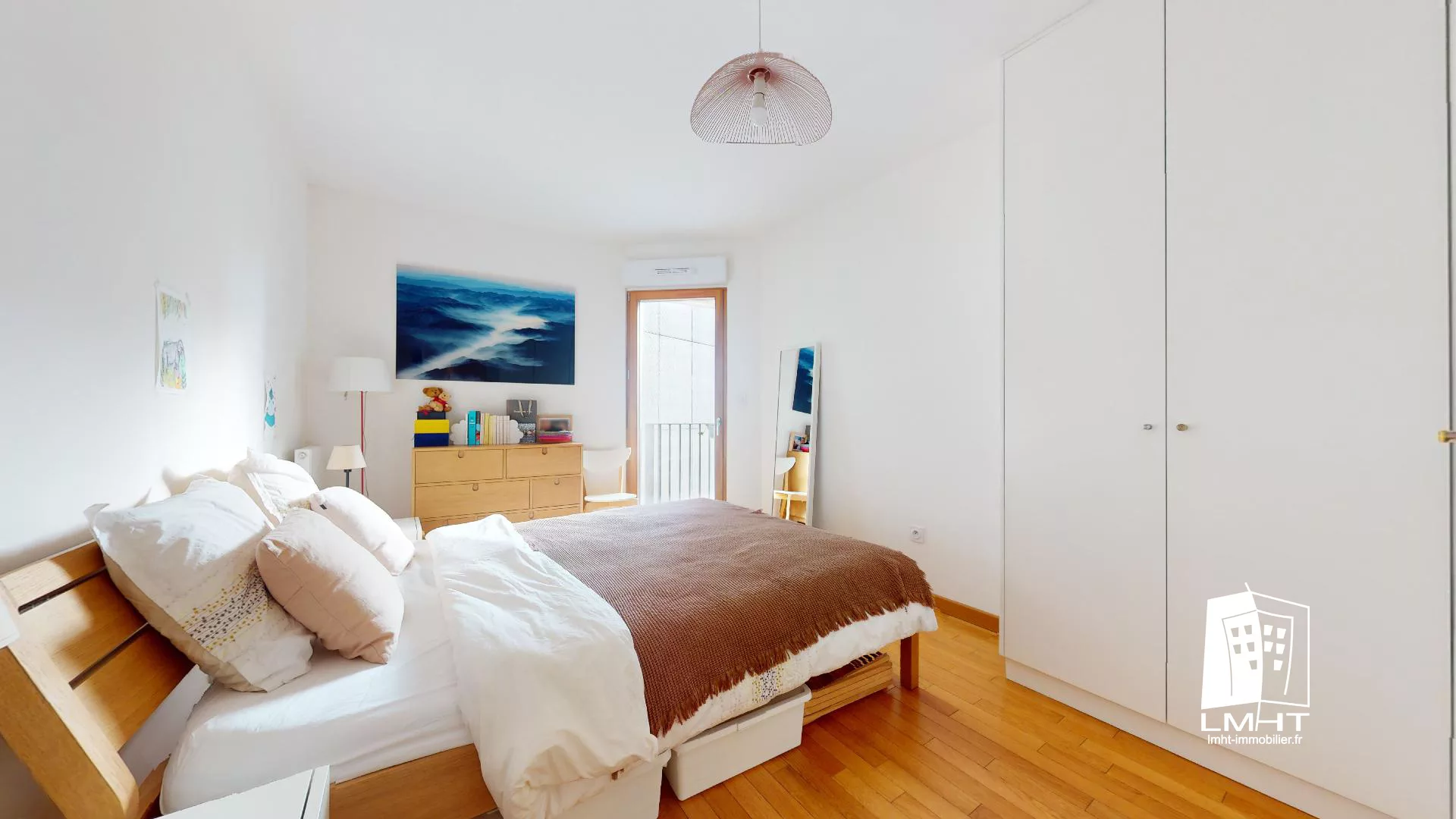 fr92-249-6eaef1e6 Appartement T3 de 67m2 + Parking + Balcon à Boulogne-Billancourt