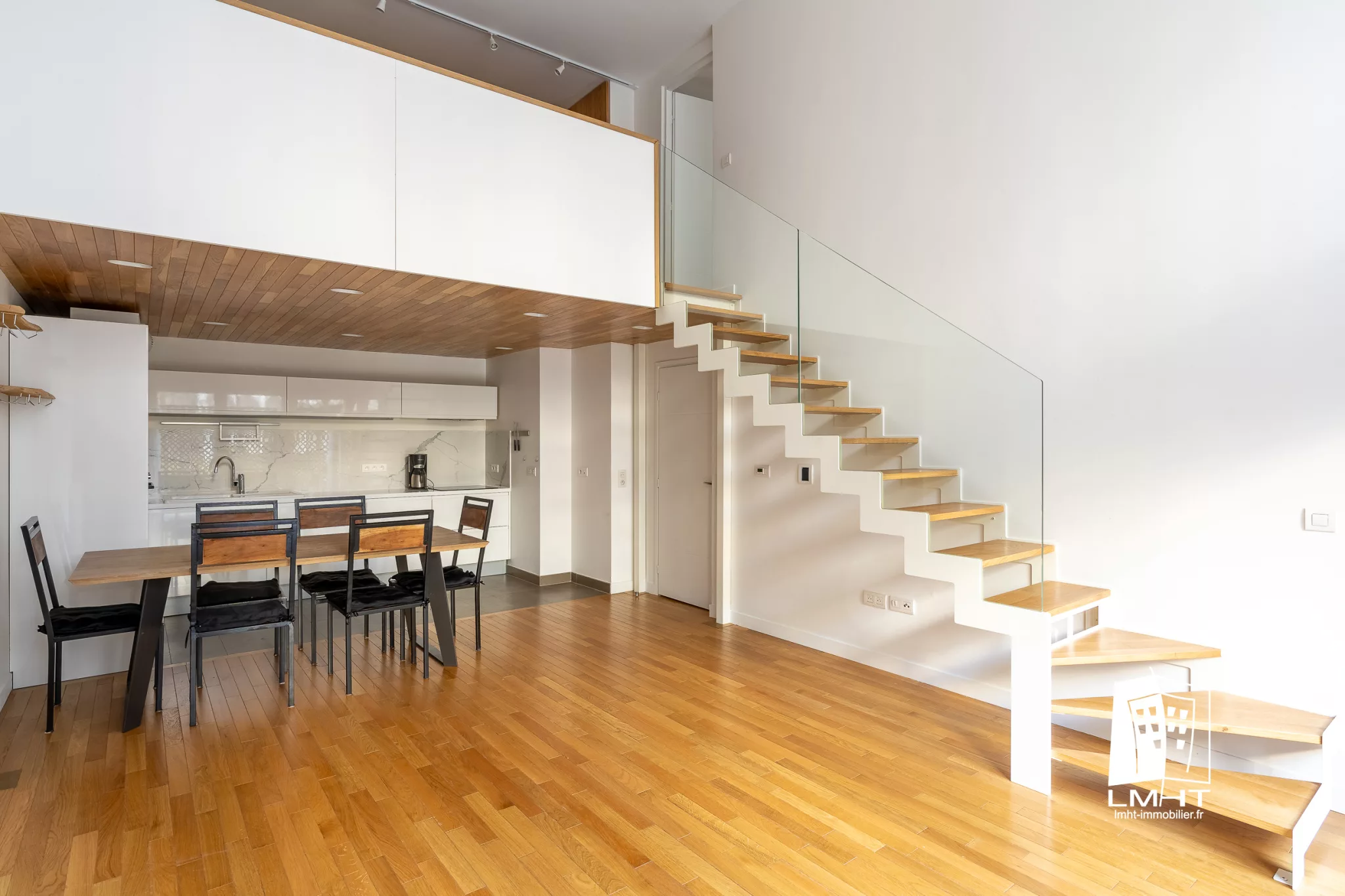 fr92-255-45fa0caf Duplex T4 de 104m2 + Parking + Terrasse à Boulogne-Billancourt