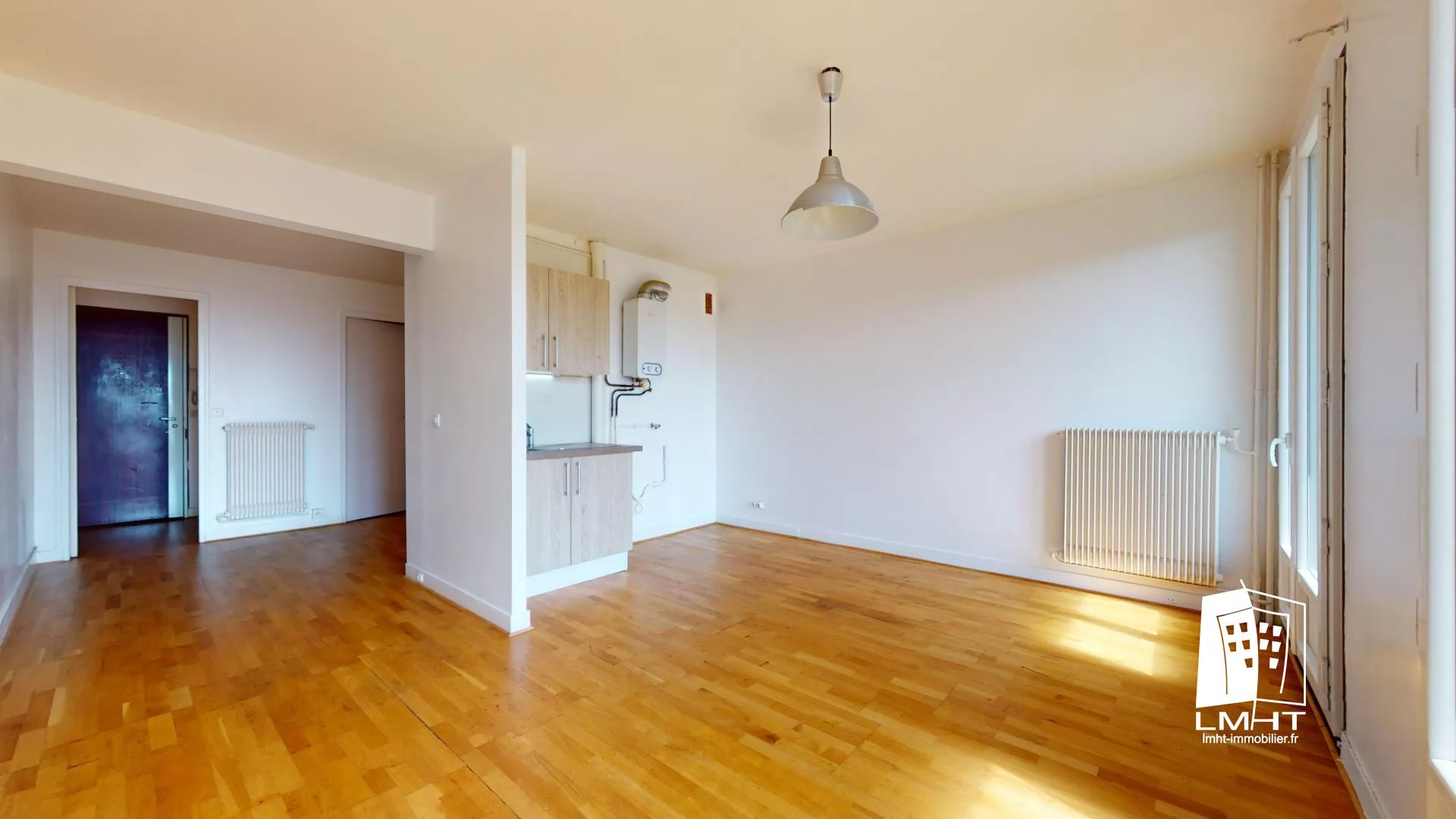 fr78-287-13b0a42e Studio de 35m2 + Parking + Cave + Terrasse à Le Chesnay