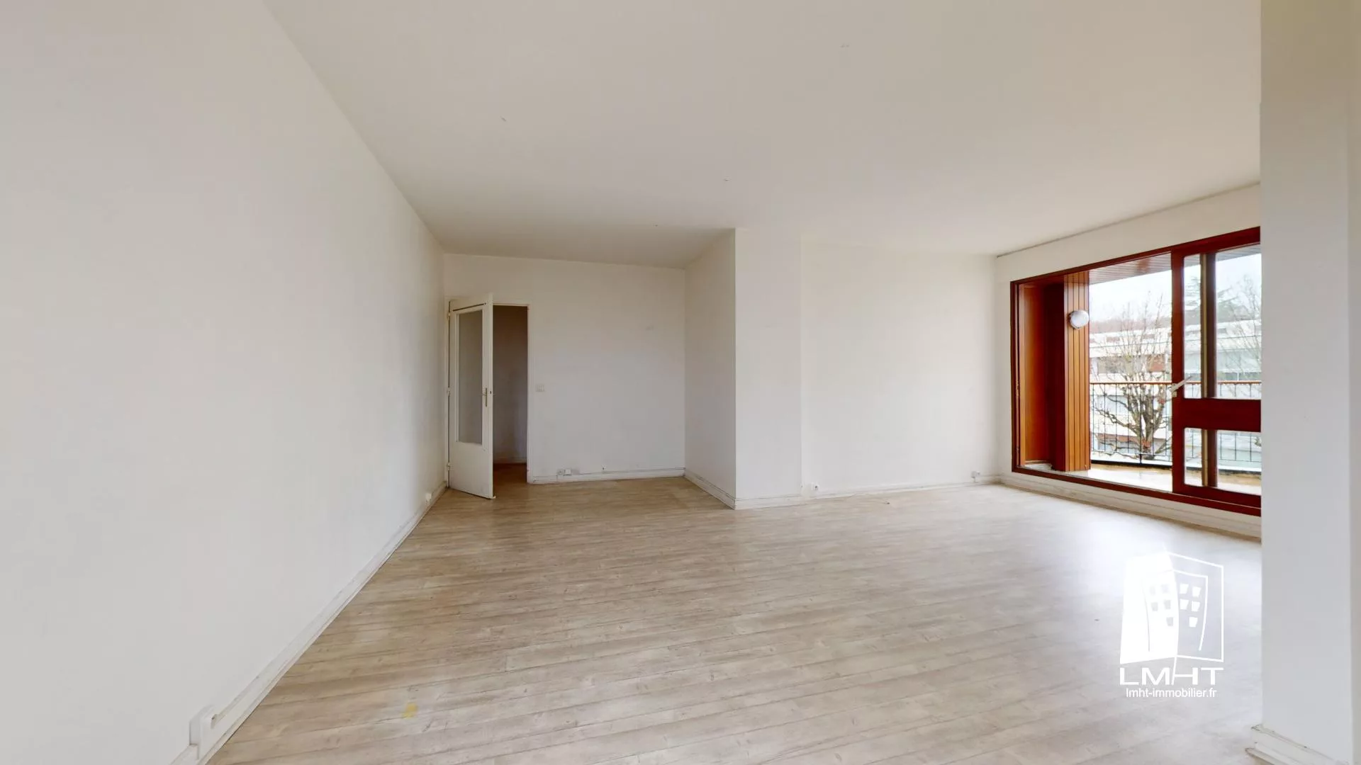 78-347-d65eef55 Appartement T3 de 77m2 + Parking + Cave + Terrasse à Le Chesnay