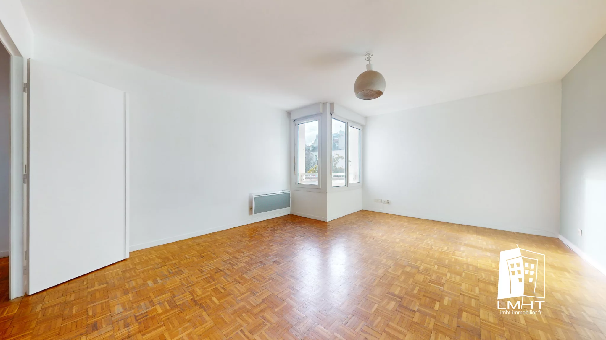 92-352-acbaf170 Appartement T3 de 73m2 + Parking à Sèvres