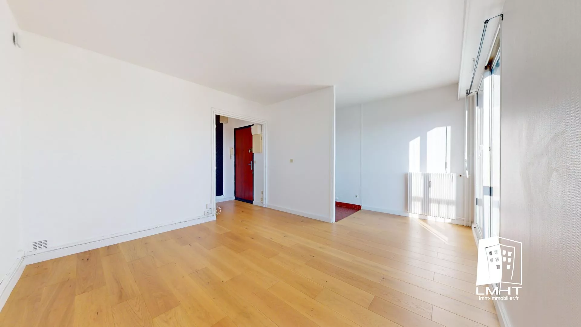fr92-357-ce75faeb Studio de 23m2 + Cave + Terrasse à Meudon