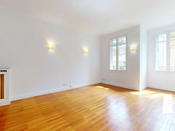 Appartement T2 de 51m2 + Cave à Paris
