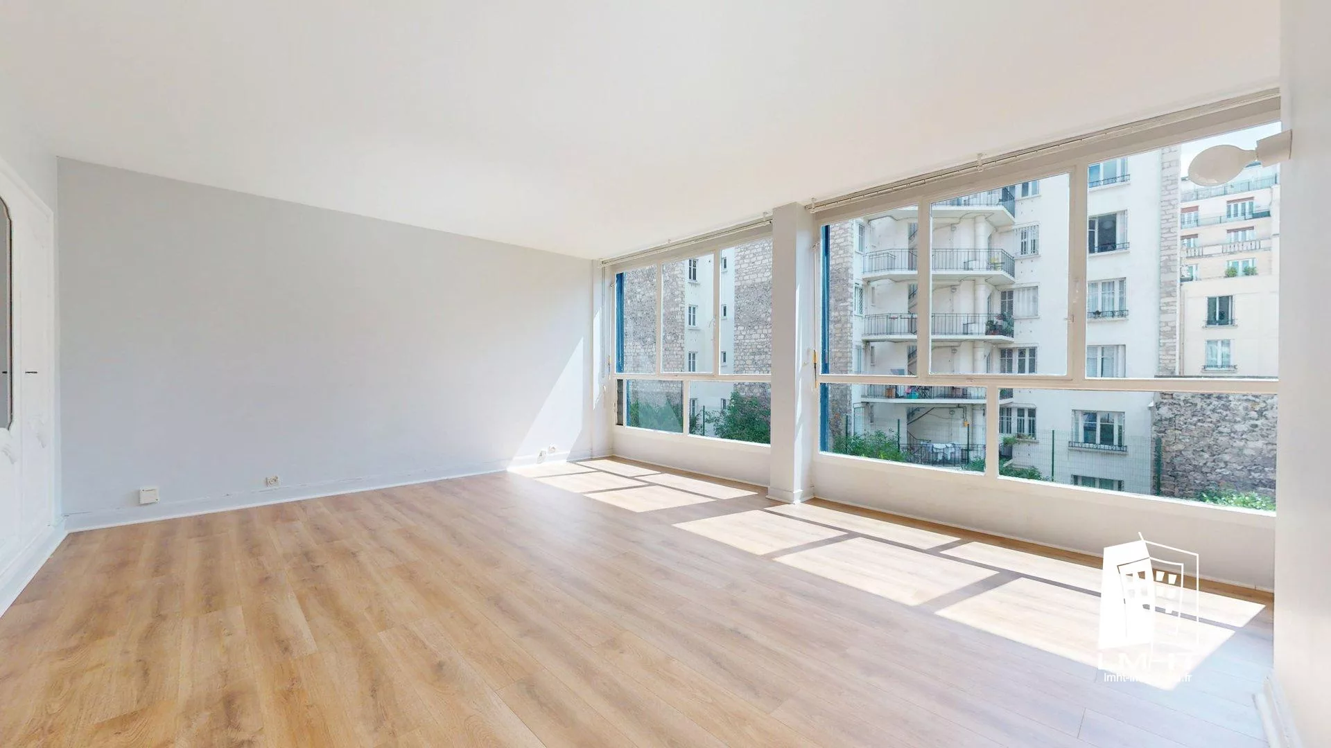 fr75-409-49bb75f5 Appartement T3 de 65m2 + Cave à Paris