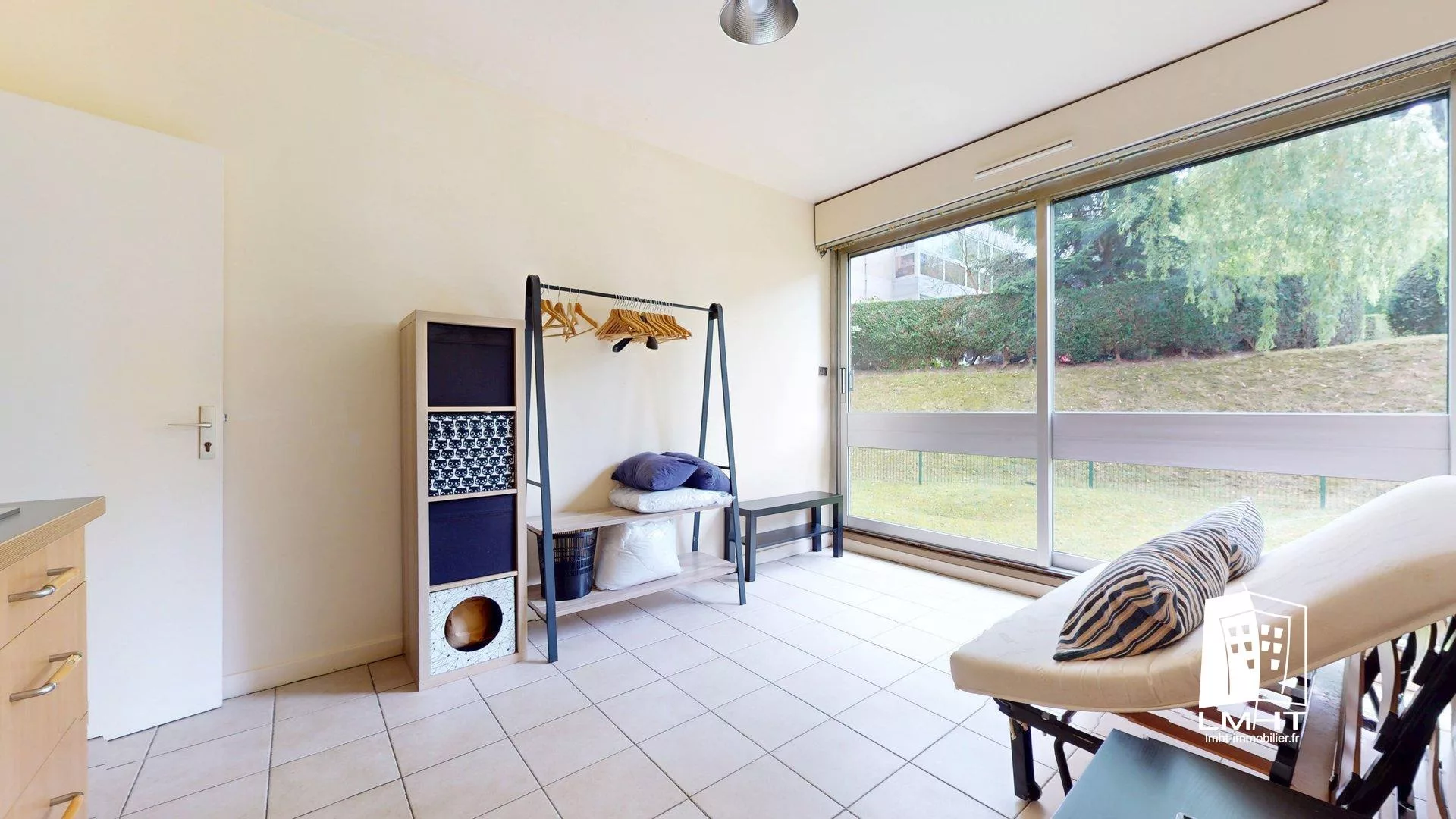fr78-406-e1e1665d Studio de 19m2 à Le Chesnay