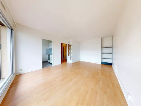 Appartement T1 de 30m2 + Cave + Terrasse + Balcon à Boulogne-Billancourt
