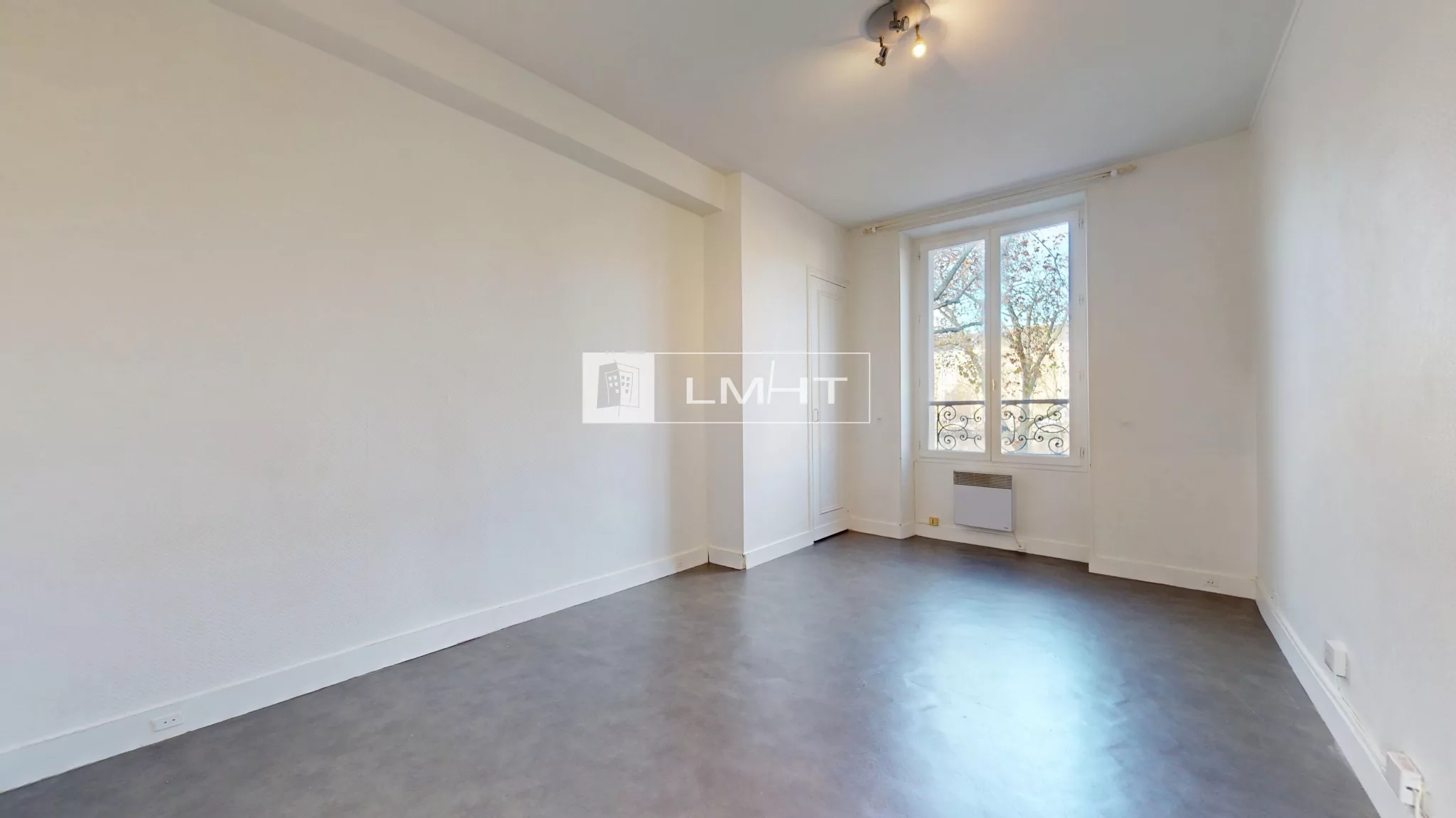 fr78-443-b29147ee Studio de 28m2 à Versailles