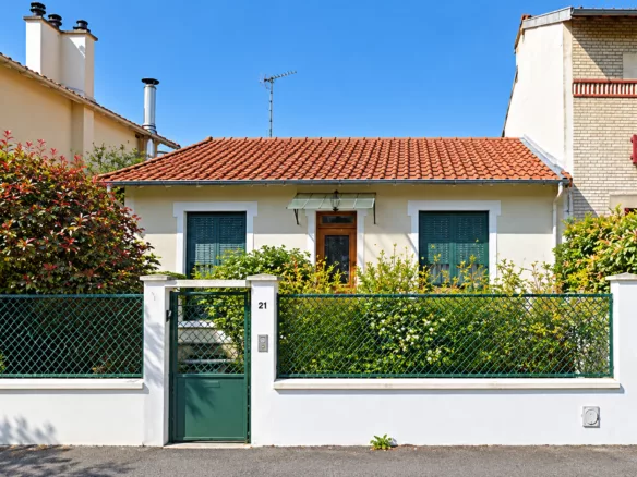 Maison T2 de 55m2 + Cave + Terrasse à Meudon