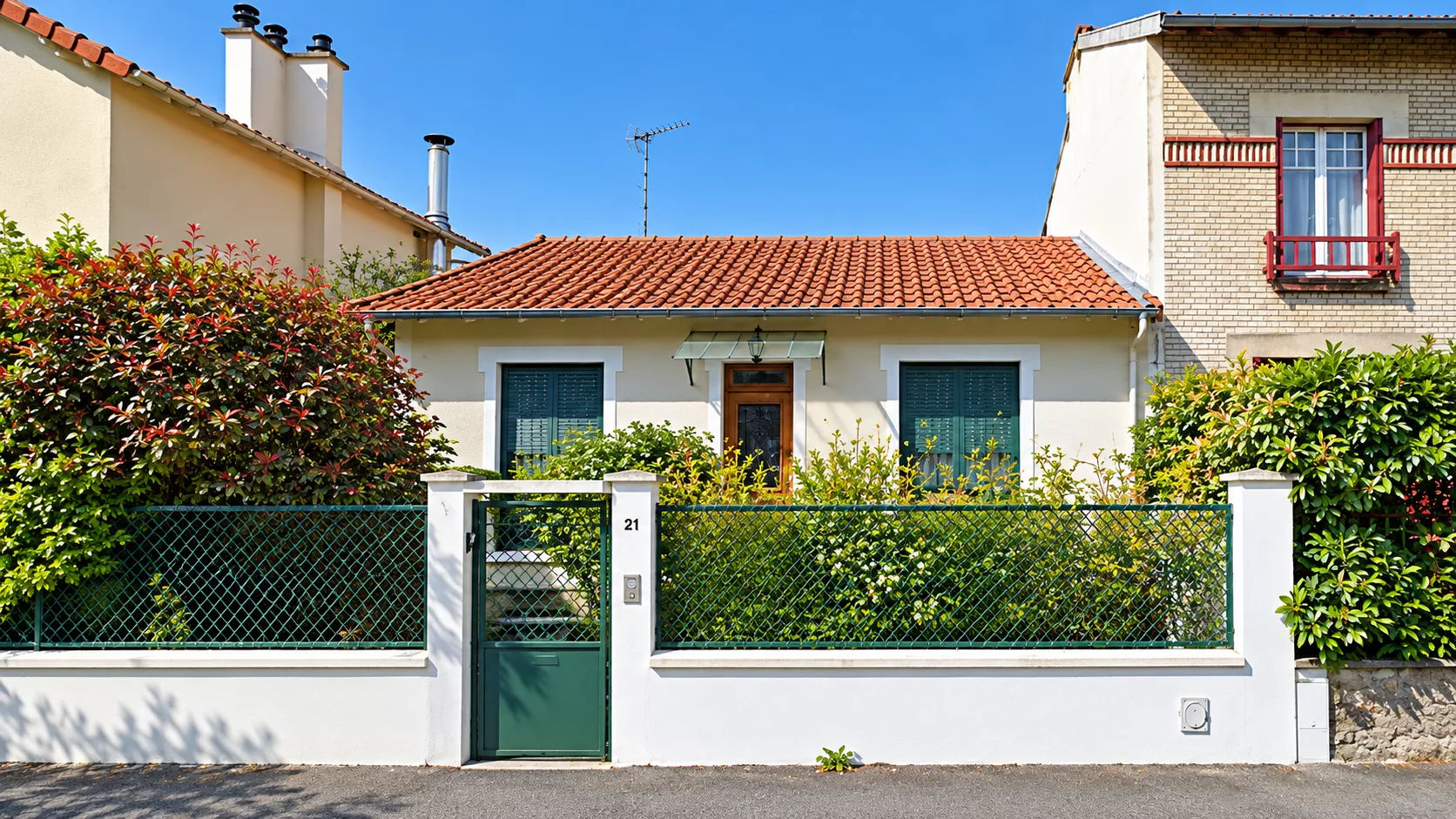 fr92-446-b4dfc785 Maison T2 de 55m2 + Cave + Terrasse à Meudon
