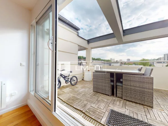 Appartement T3 de 81m2 + Terrasse à Sèvres