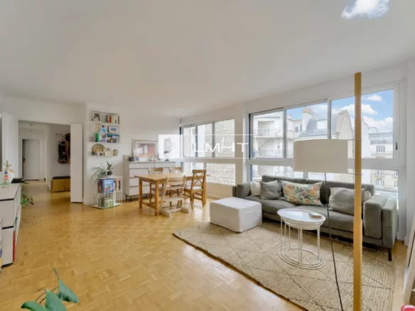 Appartement T4 de 78m2 + Cave à Paris