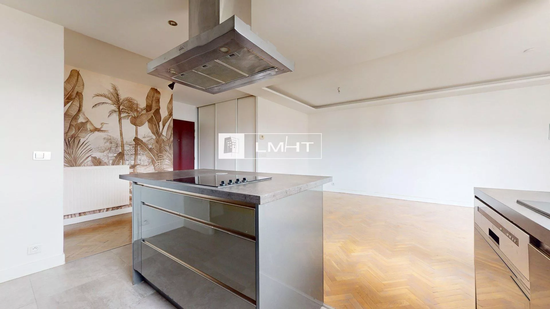 fr92-473-7f228ce5 Appartement T3 de 72m2 + Parking à Sèvres