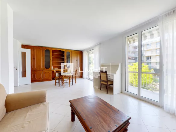 Appartement T3 de 69m2 + Parking + Cave + Balcon à Meudon