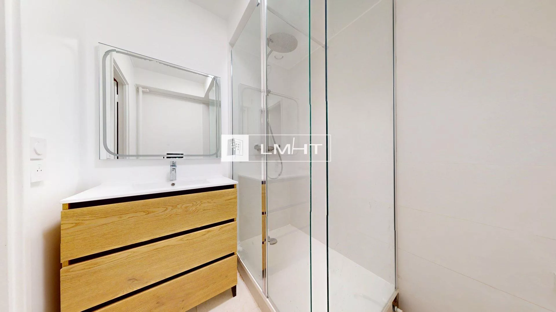 Appartement T2 de 50m2 + Parking + Cave + Balcon à Boulogne-Billancourt