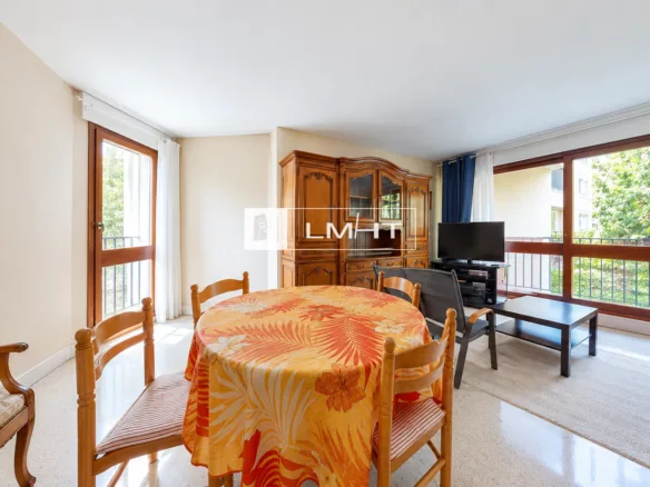 Appartement T2 de 55m2 + Cave + Balcon à Le Chesnay Rocquencourt