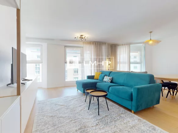 Appartement T4 de 84m2 + Parking + Cave à Sèvres